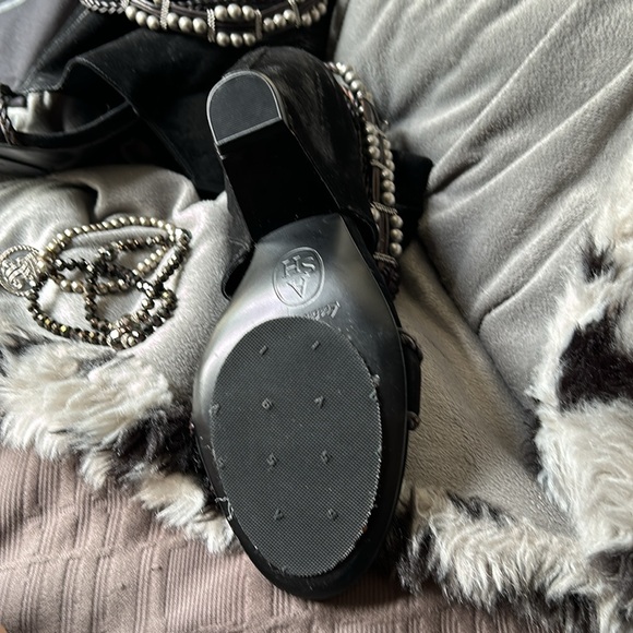 ASH Rocker Vibe wedges in black - Picture 7 of 11